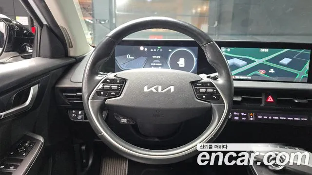 Kia EV6 — Фото автомобиля 13
