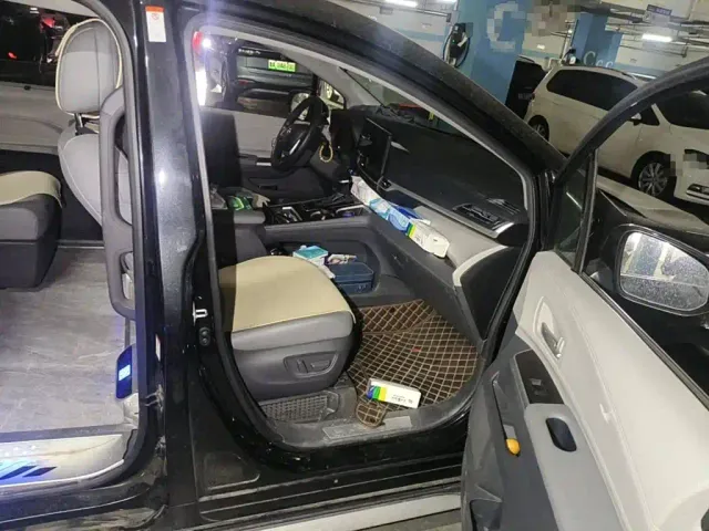 Toyota Granvia — Фото автомобиля 13