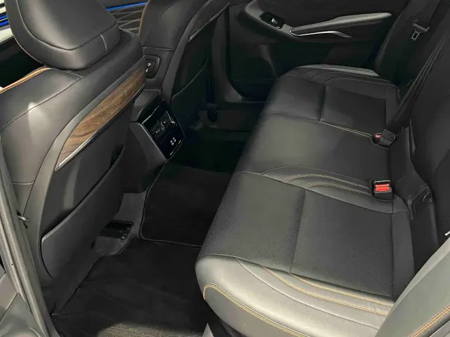 Toyota Avalon — Фото автомобиля 9