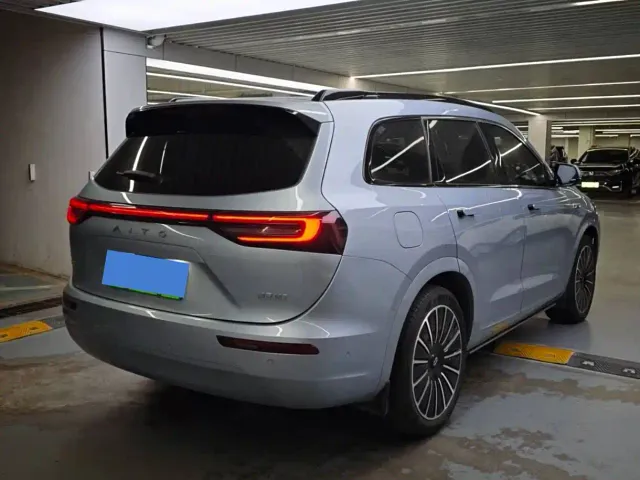 Aito M7 — Фото автомобиля 12