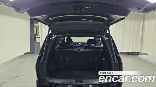 Hyundai Santafe Santa Fe (MX5) Бензин 2.5T 4WD — Фото автомобиля 17