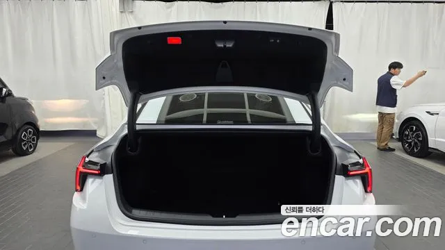 Kia K8 (New) Hybrid — Фото автомобиля 26