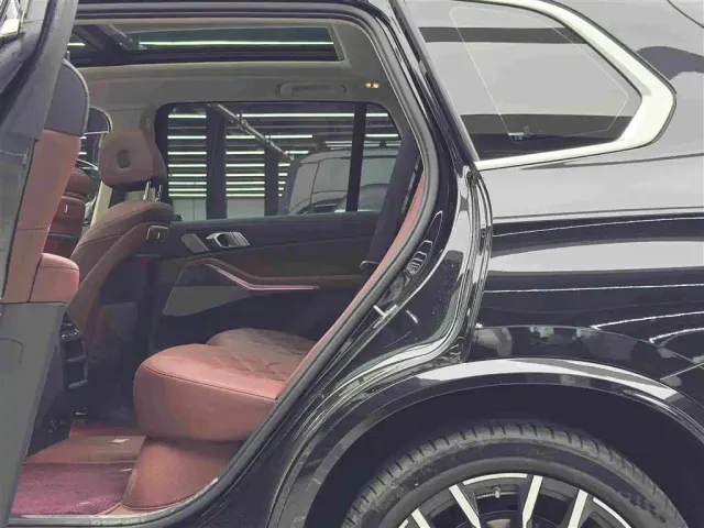 BMW X5 — Фото автомобиля 9