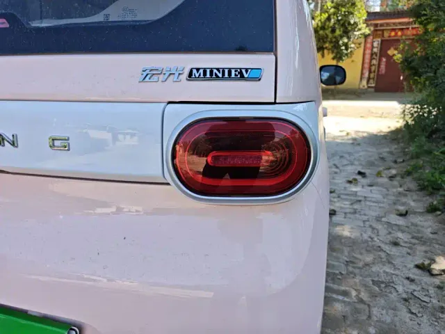 Wuling Hongguang Mini EV — Фото автомобиля 7