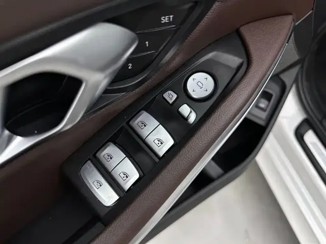 BMW 3 Series — Фото автомобиля 25
