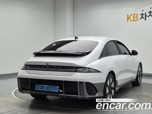 Hyundai Ioniq 6 — Фото автомобиля 3