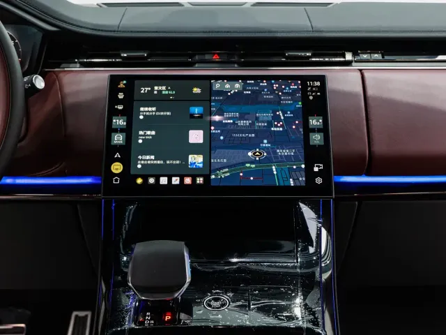 Land Rover Range Rover Sport — Фото автомобиля 16