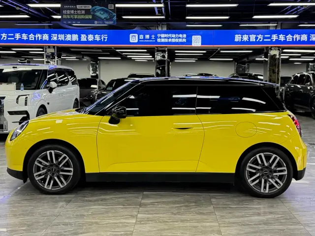 MINI Cooper — Фото автомобиля 4