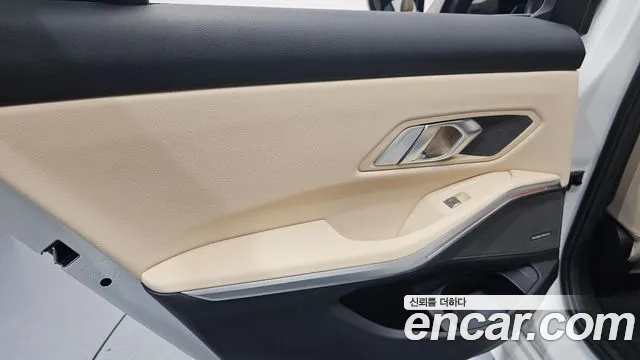 BMW 3-Series 3 серия (G20) 320i M Sport — Фото автомобиля 23