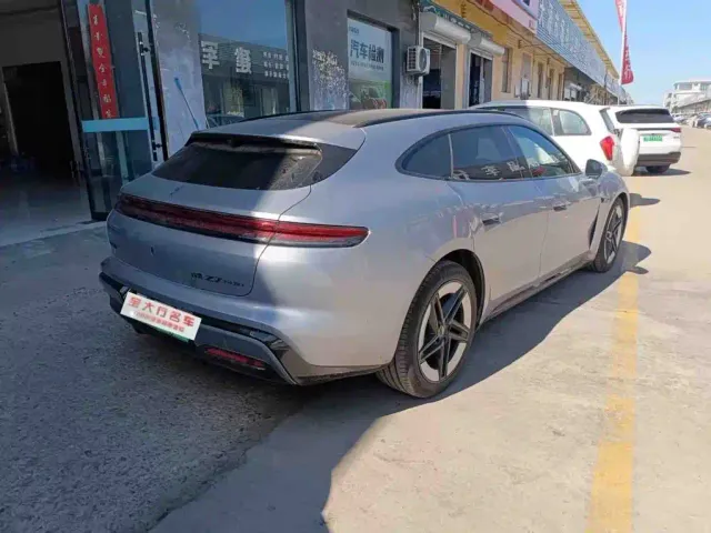 Shangjie Z7T — Фото автомобиля 3