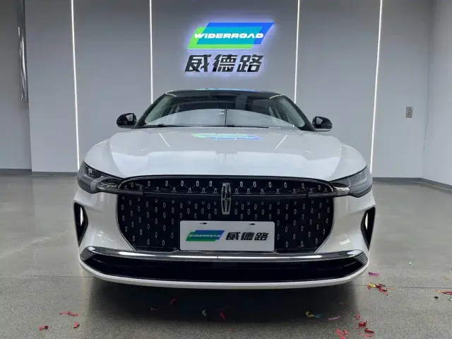 Lincoln Lincoln Z 2025 2.0T Premium Edition — Фото автомобиля 2