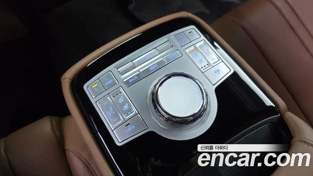 Genesis G80 RG3 — Фото автомобиля 17