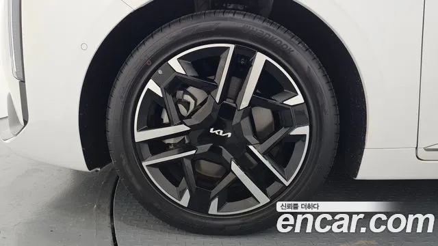 Kia K8 The New K8 2.5 Бензин 2WD — Фото автомобиля 18