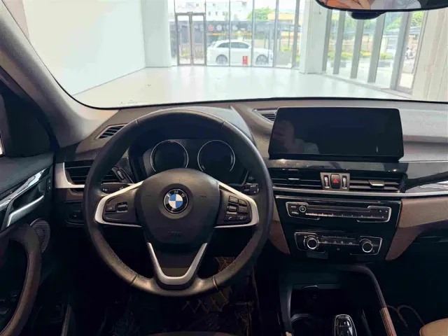 BMW X1 — Фото автомобиля 15