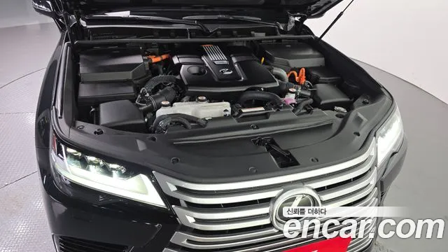 Lexus LX — Фото автомобиля 4