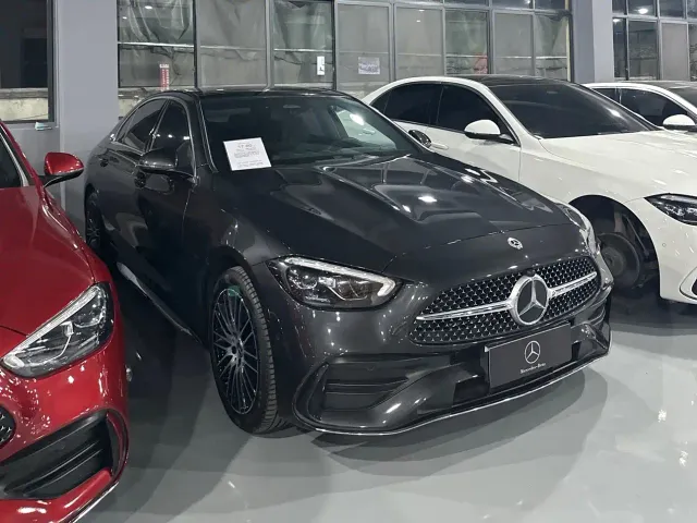 Mercedes-Benz C-Class — Фото автомобиля 2