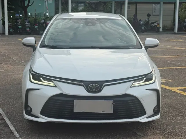 Toyota Corolla — Фото автомобиля 2