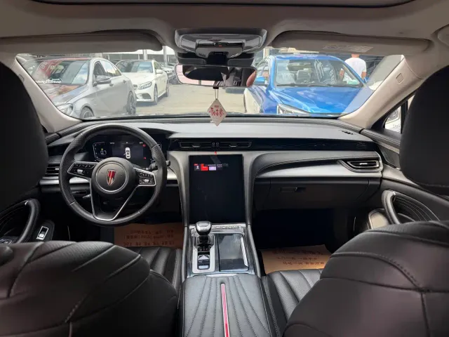 Hongqi H5 — Фото автомобиля 6