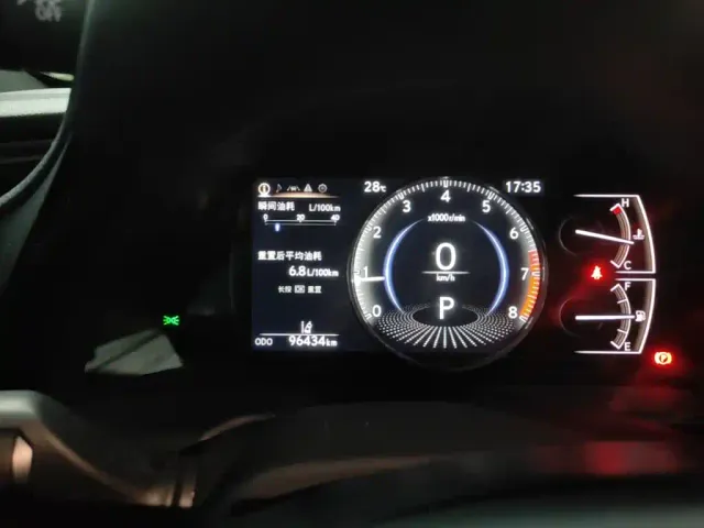 Lexus ES — Фото автомобиля 11