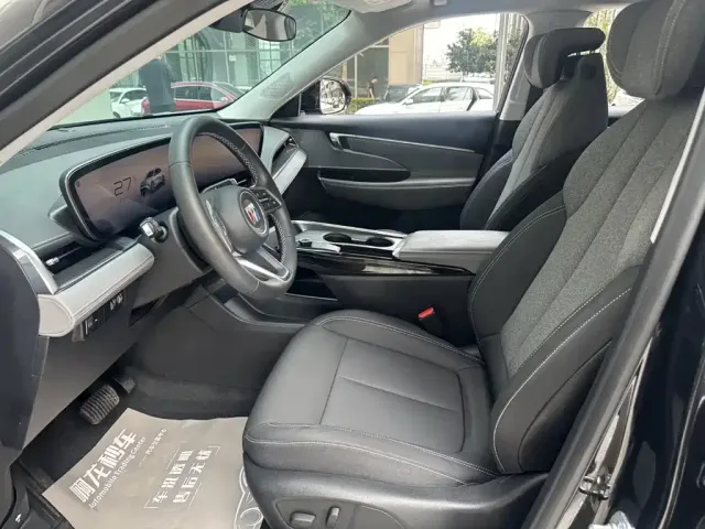 Buick E5 — Фото автомобиля 10