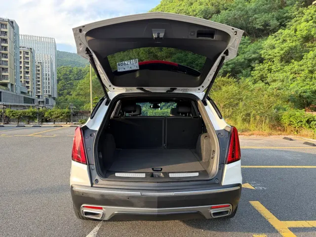 Cadillac XT5 — Фото автомобиля 21