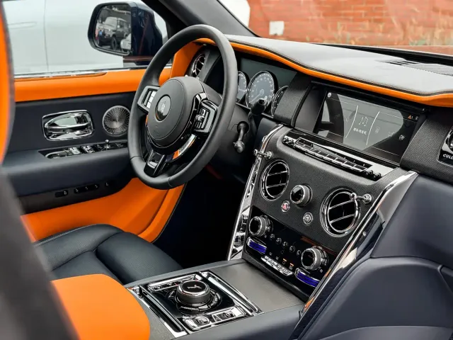 Rolls-Royce Cullinan — Фото автомобиля 12
