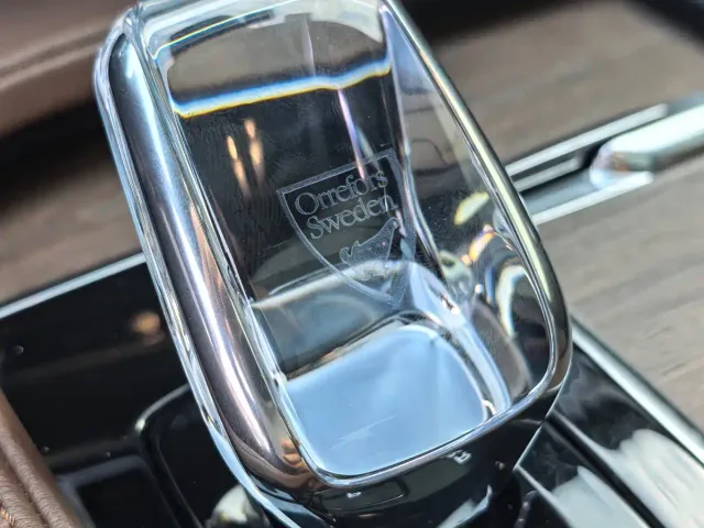 Volvo S90 — Фото автомобиля 10