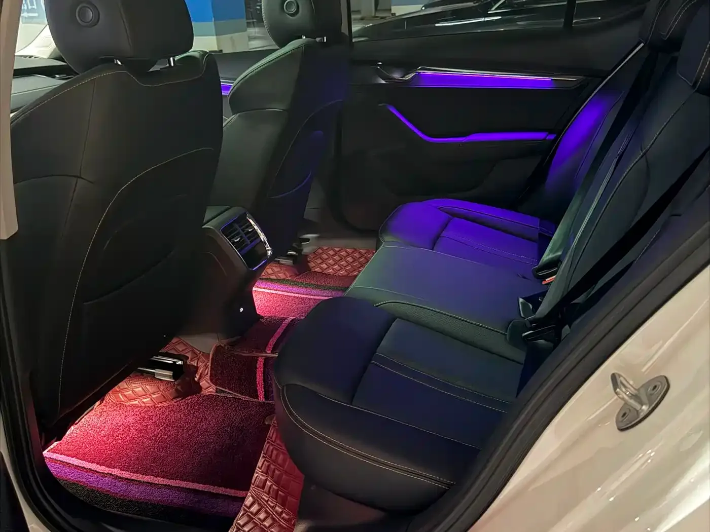 Škoda Octavia 2022 PRO TSI280 Luxury Edition — Фото автомобиля 6