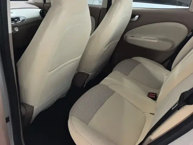 Wuling Hongguang Mini EV — Фото автомобиля 11
