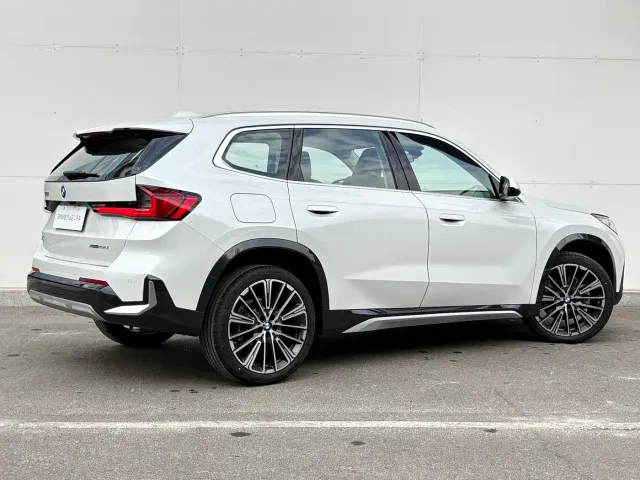 BMW X1 — Фото автомобиля 14