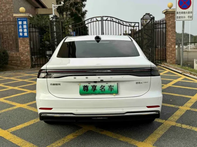 Geely Galaxy A7 — Фото автомобиля 12