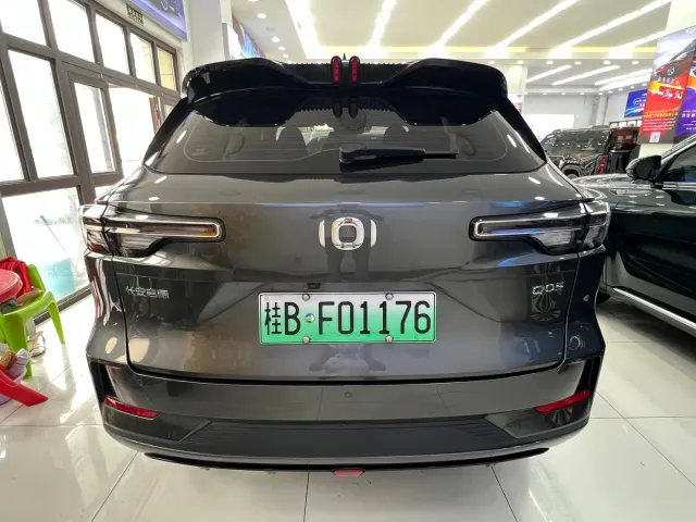 Changan Qiyuan Q05 — Фото автомобиля 9