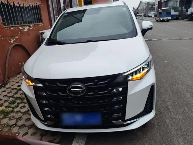 GAC Trumpchi M6 — Фото автомобиля 2