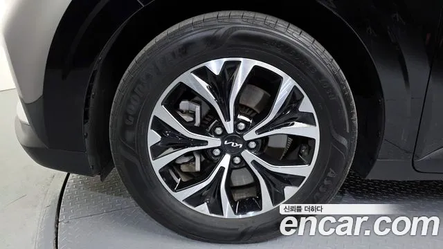 Kia Canival Carnival 4 поколение Бензин 9 мест Prestige — Фото автомобиля 5