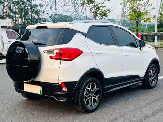 BYD Yuan Pro — Фото автомобиля 3