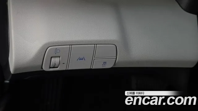 Hyundai AVANTE Avante (CN7) — Фото автомобиля 17