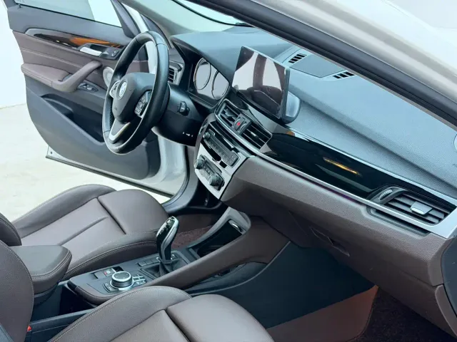 BMW BMW X1 2021 sDrive20Li Fashion — Фото автомобиля 16