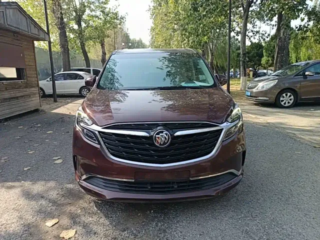 Buick GL8 — Фото автомобиля 2
