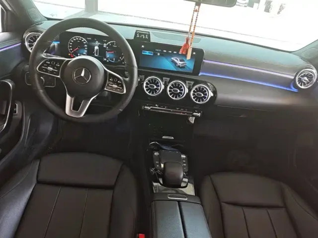 Mercedes-Benz A-Class — Фото автомобиля 9