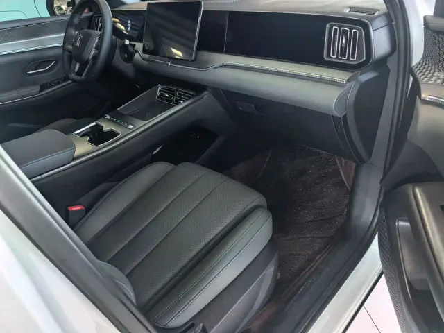 BYD Song Pro — Фото автомобиля 10
