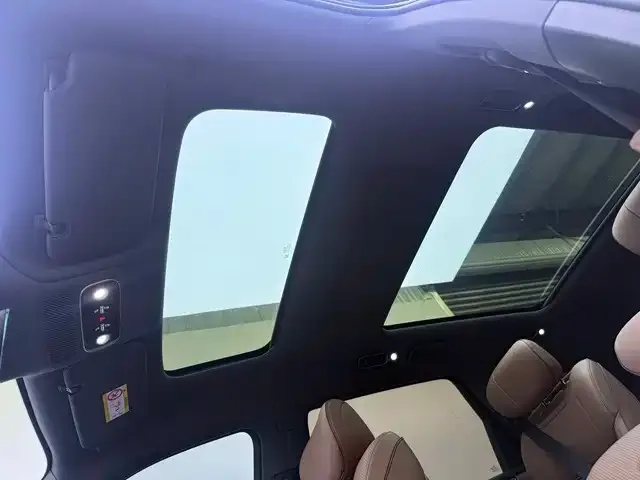 Huajing Baojun Huajing S — Фото автомобиля 16