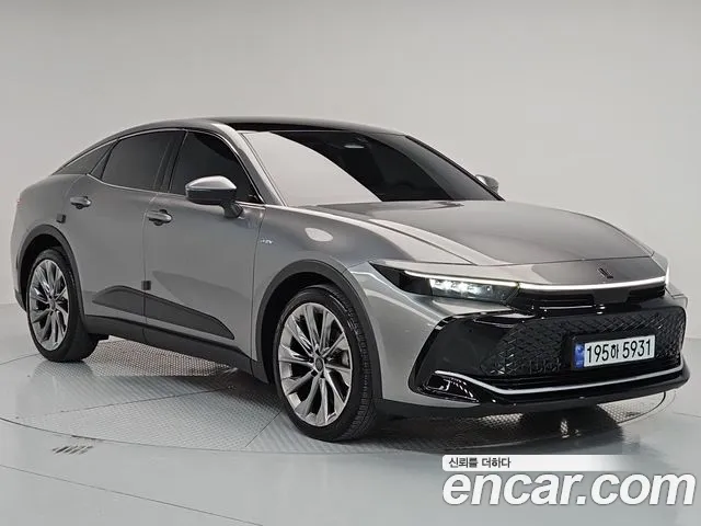 Toyota Crown — Фото автомобиля 2
