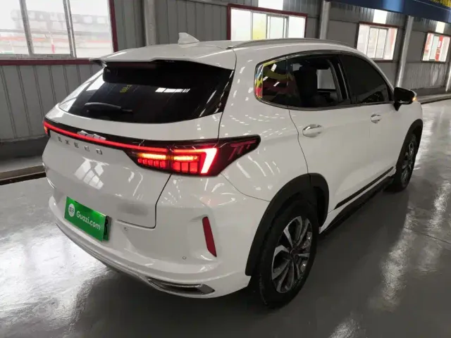 Exeed Chasing Wind C-DM — Фото автомобиля 4