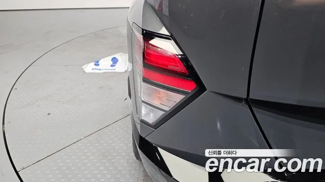Hyundai Kona — Фото автомобиля 23