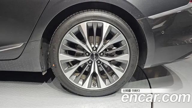 Kia K8 2.5 Бензин 2WD — Фото автомобиля 19