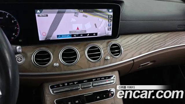 Mercedes-Benz E-Class W213 — Фото автомобиля 13