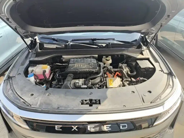 Exeed RX — Фото автомобиля 19