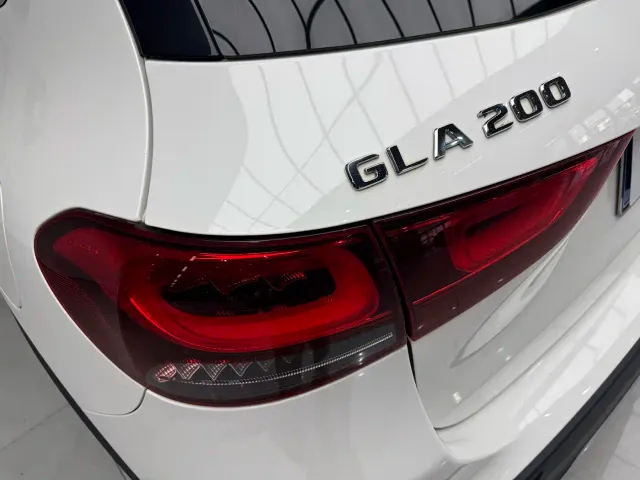 Mercedes-Benz GLA-Class — Фото автомобиля 12