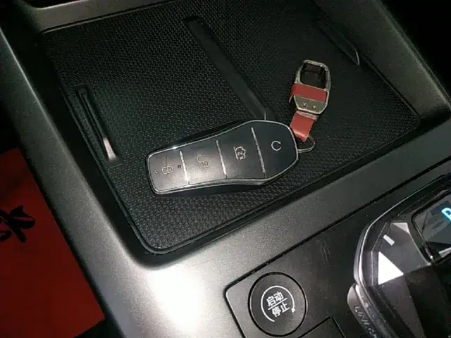 BYD Qin PLUS — Фото автомобиля 8