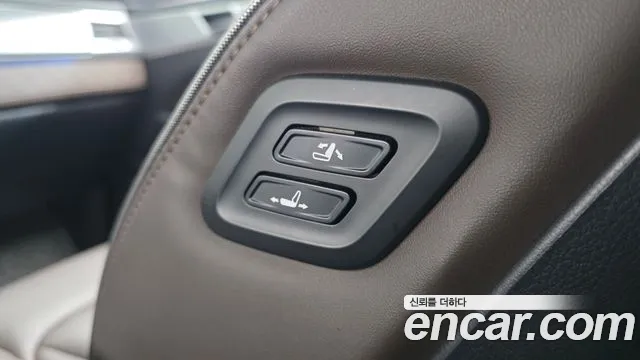 KG_Mobility_Ssangyong Rexton All Rexton Дизель 2.2 4WD — Фото автомобиля 17